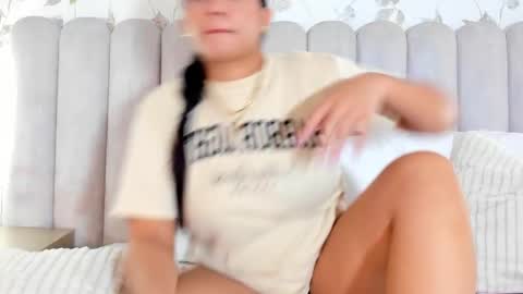 LIZZ   online show from 02/21/26, 10:00