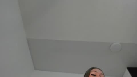 lizz_luna online show from 11/24/25, 06:51