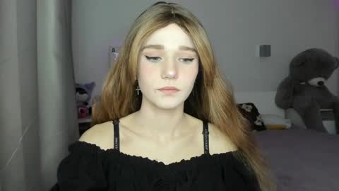 lizza_a online show from 04/08/26, 05:24