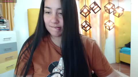 Snapshot of lizzaxs chatting on 01/25/25, 07:39 lizza online show from 01/25/25, 07:39
