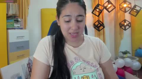 Snapshot of lizzaxs chatting on 02/20/25, 08:25 lizza online show from 02/20/25, 08:25