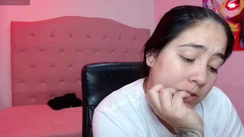 Snapshot of lizzaxs chatting on 09/10/25, 11:43 lizza online show from 09/10/25, 11:43