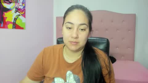 Snapshot of lizzaxs chatting on 10/07/25, 12:02 lizza online show from 10/07/25, 12:02