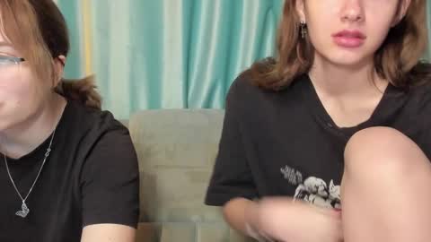 lizzi_muur online show from 12/01/24, 05:46