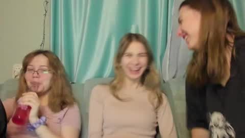 lizzi_muur online show from 01/10/25, 07:11