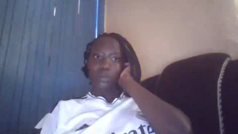 Snapshot of lizzie2020 chatting on 06/25/26, 07:57 lizzie2020 online show from 06/25/26, 07:57