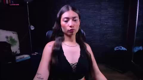 Snapshot of lizzie_collin chatting on 09/19/25, 02:07 Lizzie online show from 09/19/25, 02:07