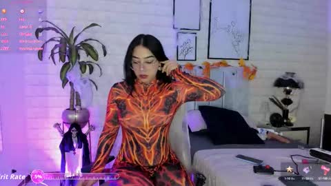  Lizzie  online show from 10/10/25, 12:04