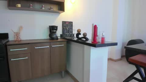 Snapshot of lizzie_williamss chatting on 10/07/25, 03:04 lizzie_williamss online show from 10/07/25, 03:04