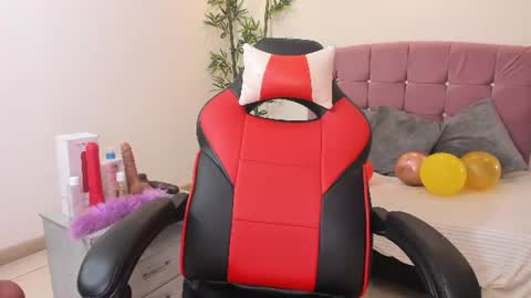 lizzie_williamss online show from 07/14/26, 03:22