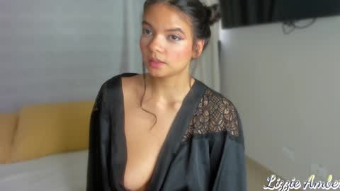 lizzieamber online show from 01/14/25, 11:31