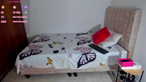        online show from 03/25/26, 06:36