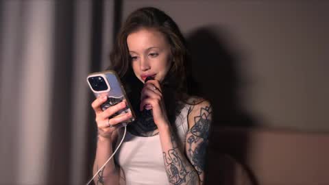 Snapshot of lizziesweety chatting on 05/17/26, 11:01 liza liza liza online show from 05/17/26, 11:01