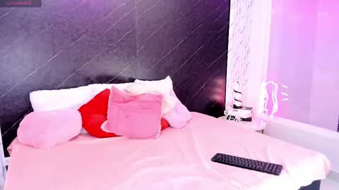 Snapshot of lizziierose chatting on 02/20/25, 12:04 I am Lizz online show from 02/20/25, 12:04