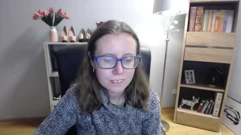 Lizzy online show from 11/24/25, 05:29