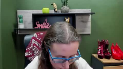 Lizzy online show from 02/02/26, 07:51