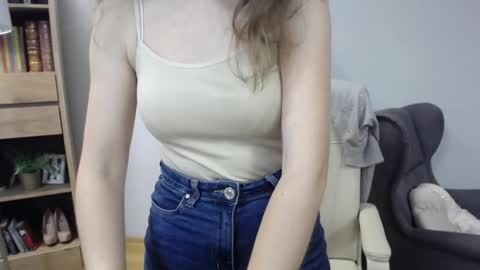 Lizzy online show from 05/21/26, 05:03