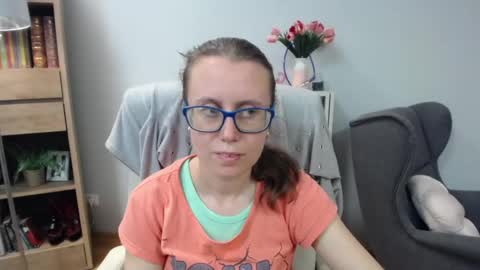 Lizzy online show from 06/03/26, 04:37