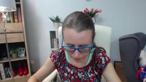 Lizzy online show from 07/17/26, 04:30