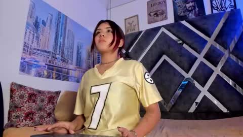 lizzy_sweet2 online show from 10/15/25, 03:28