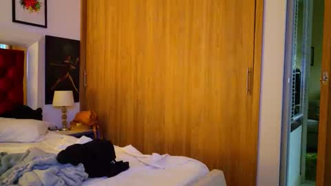 Liz  online show from 02/12/26, 11:49