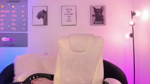 lizzyponcee online show from 05/25/26, 09:37