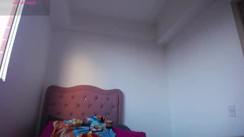 Snapshot of lizzysnow chatting on 10/13/25, 10:32 lizzysnow online show from 10/13/25, 10:32