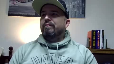 Snapshot of lj345689 chatting on 12/23/24, 12:14 lj345689 online show from 12/23/24, 12:14