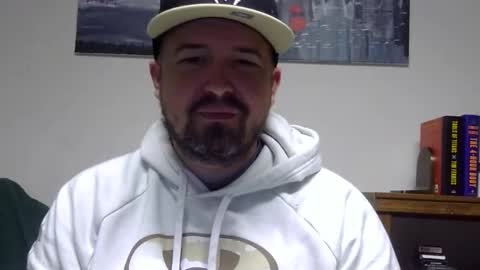 Snapshot of lj345689 chatting on 12/27/24, 12:07 lj345689 online show from 12/27/24, 12:07