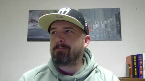 Snapshot of lj345689 chatting on 12/29/24, 08:26 lj345689 online show from 12/29/24, 08:26