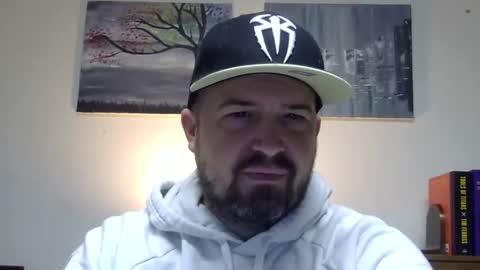 Snapshot of lj345689 chatting on 12/31/24, 05:55 lj345689 online show from 12/31/24, 05:55