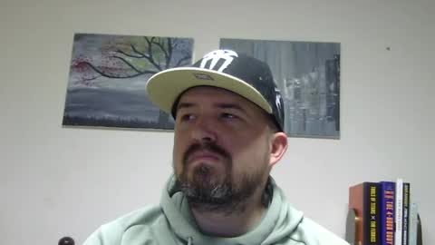 Snapshot of lj345689 chatting on 01/01/25, 09:09 lj345689 online show from 01/01/25, 09:09