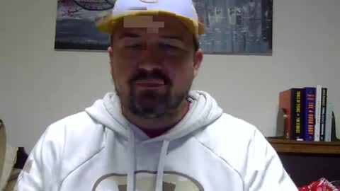 Snapshot of lj345689 chatting on 01/11/25, 04:06 lj345689 online show from 01/11/25, 04:06