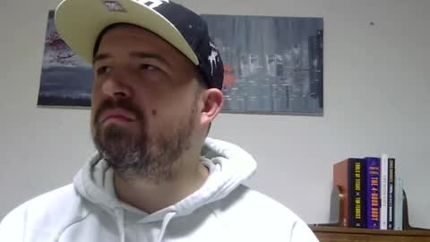 Snapshot of lj345689 chatting on 02/03/25, 01:30 lj345689 online show from 02/03/25, 01:30