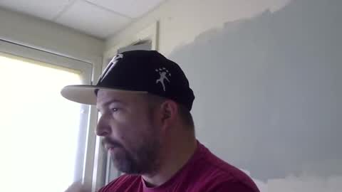 Snapshot of lj345689 chatting on 02/05/25, 06:04 lj345689 online show from 02/05/25, 06:04