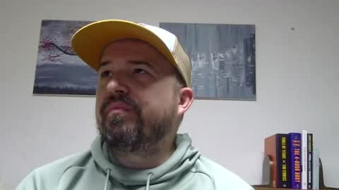 Snapshot of lj345689 chatting on 02/07/25, 01:15 lj345689 online show from 02/07/25, 01:15