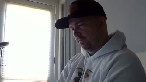 Snapshot of lj345689 chatting on 02/13/25, 06:27 lj345689 online show from 02/13/25, 06:27