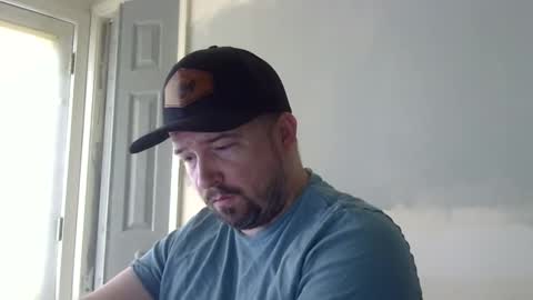 Snapshot of lj345689 chatting on 03/04/25, 07:43 lj345689 online show from 03/04/25, 07:43