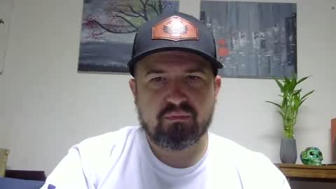 Snapshot of lj345689 chatting on 09/14/25, 05:12 lj345689 online show from 09/14/25, 05:12