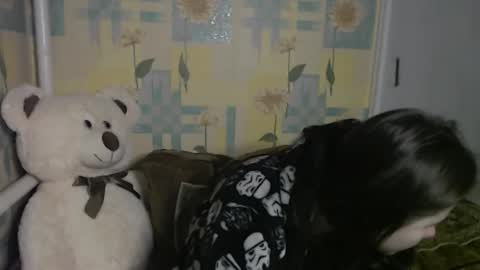 Snapshot of llevella chatting on 10/27/25, 09:35 Sevy online show from 10/27/25, 09:35