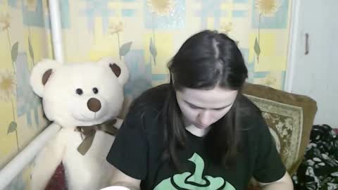 Snapshot of llevella chatting on 11/02/25, 11:23 Sevy online show from 11/02/25, 11:23