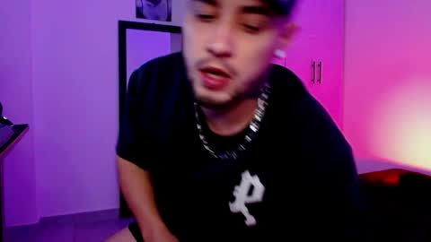 lliamm 2 online show from 05/17/26, 05:05