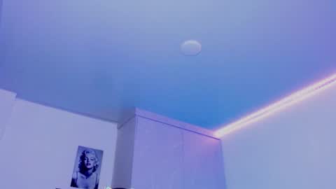 Snapshot of lliamm_2 chatting on 06/21/26, 06:05 lliamm 2 online show from 06/21/26, 06:05