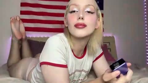 Snapshot of llinabarbie chatting on 08/02/26, 05:00 Alina online show from 08/02/26, 05:00