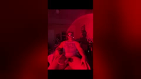 Snapshot of lljoey84 chatting on 02/12/26, 08:20 lljoey84 online show from 02/12/26, 08:20