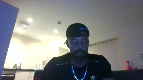 Snapshot of llleeeooonnn69 chatting on 12/10/24, 11:30 Leon online show from 12/10/24, 11:30