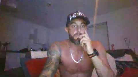 Snapshot of llleeeooonnn69 chatting on 10/03/25, 10:40 Leon online show from 10/03/25, 10:40