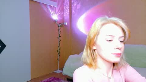 llovelymia online show from 07/11/26, 03:20