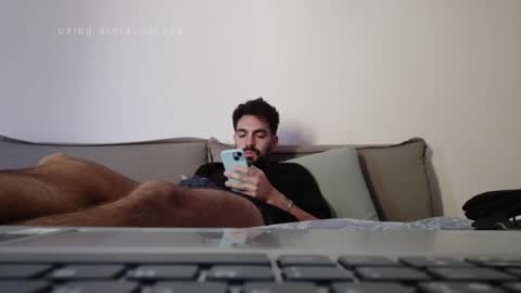 Snapshot of lnnc5 chatting on 11/25/25, 01:22 lnnc5 online show from 11/25/25, 01:22