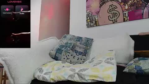 Snapshot of lobocruzhair1 chatting on 10/03/25, 07:38 lobocruzlatino online show from 10/03/25, 07:38